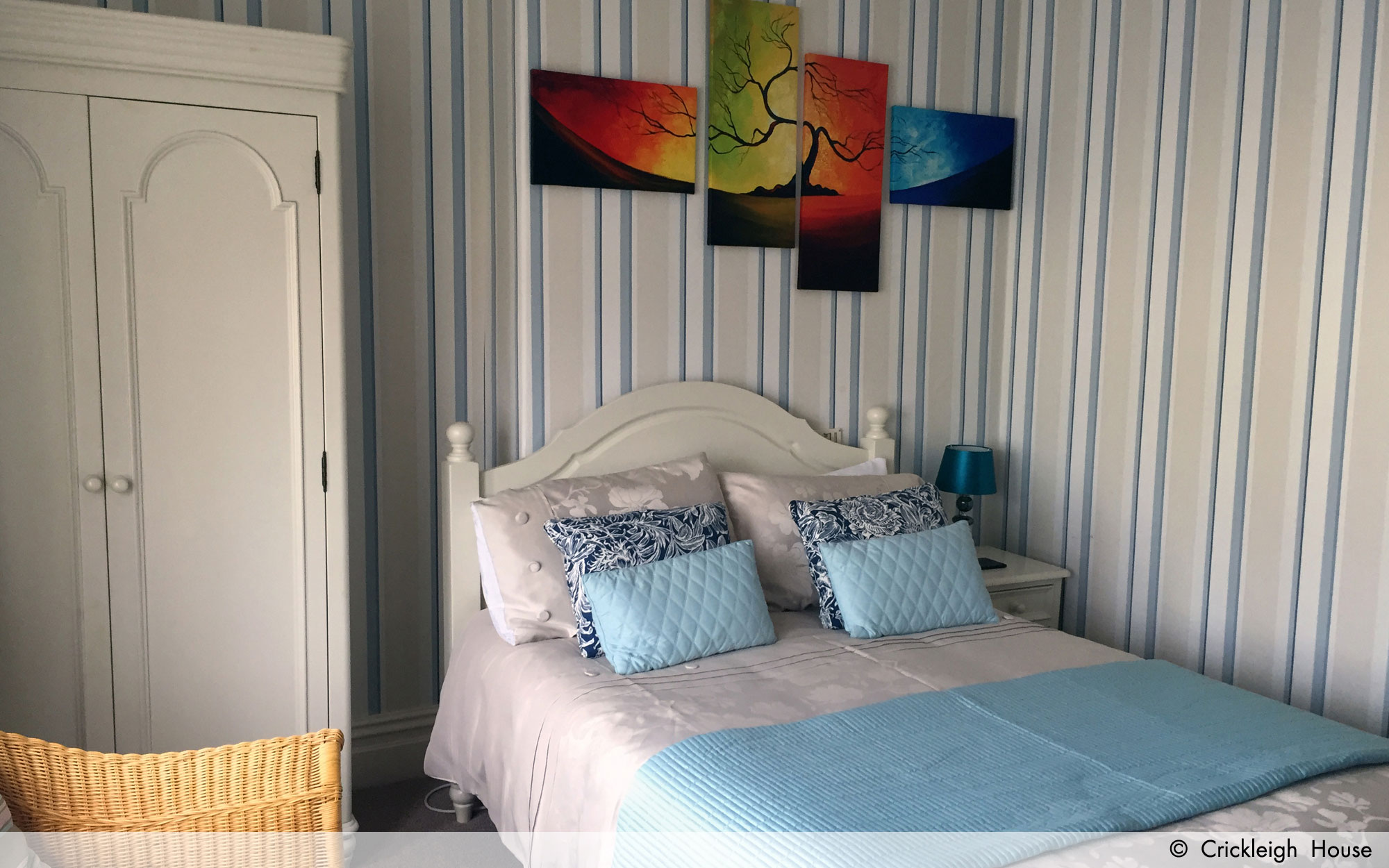 Bedroom_01 – Crickleigh House